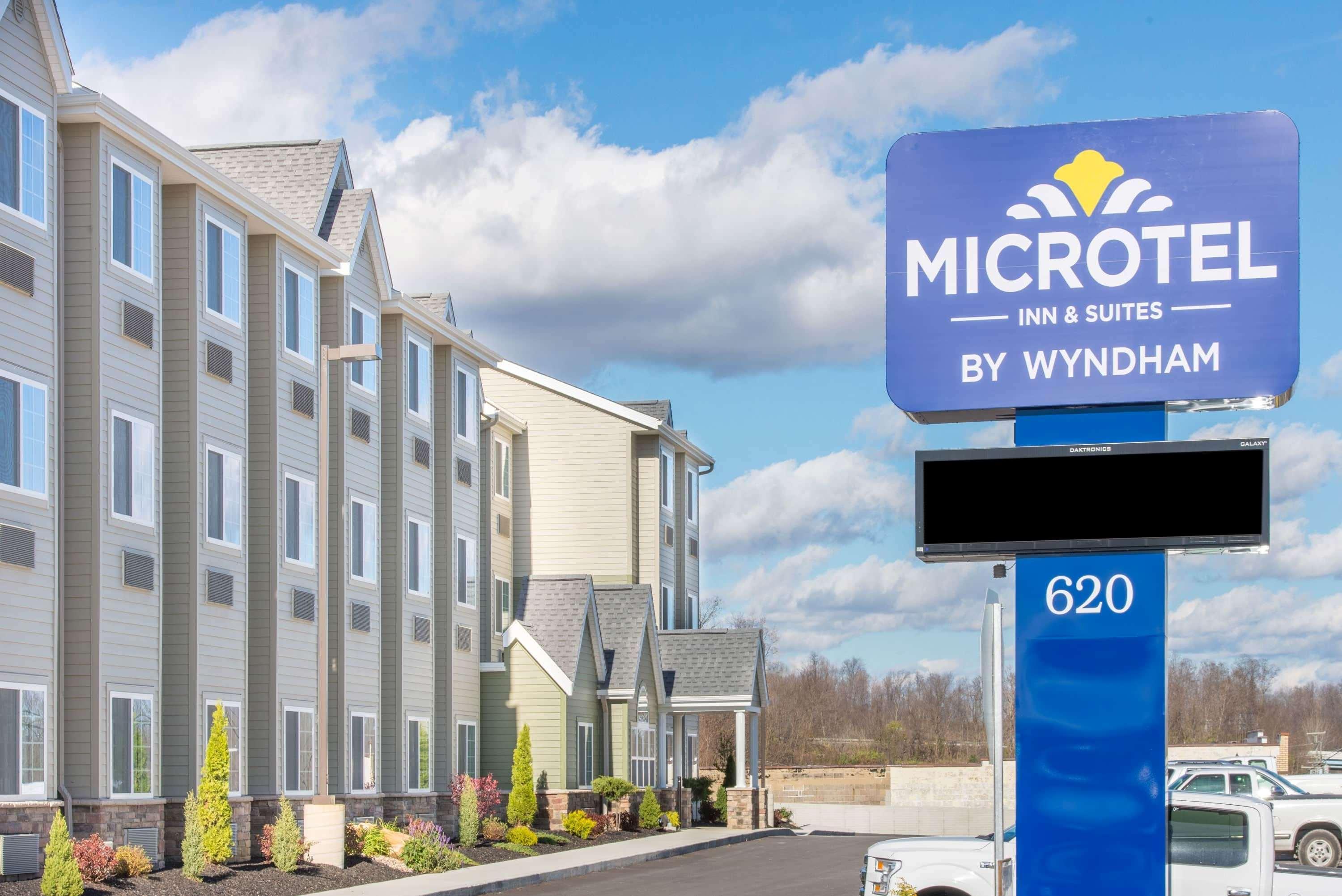 Microtel Inn & Suites By Wyndham Cadiz Екстериор снимка